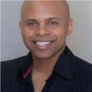 Profesor de español nativo. Domino además el idioma ruso. Si esa es tu lengua materna, resultará más fácil la enseñanza.